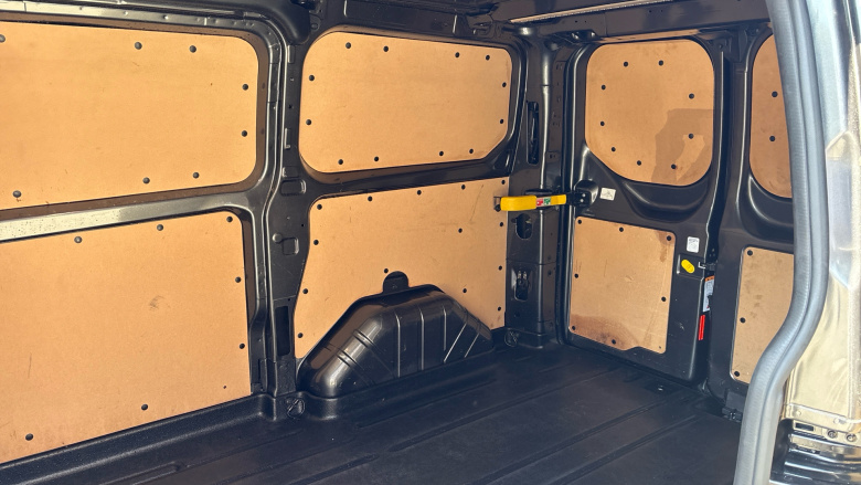 Ford Transit Custom 320 L1 Diesel Fwd 2.0 EcoBlue 170ps Low Roof Limited Van Auto